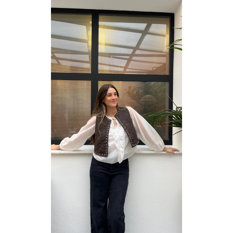 Chaleco tachas estrellas