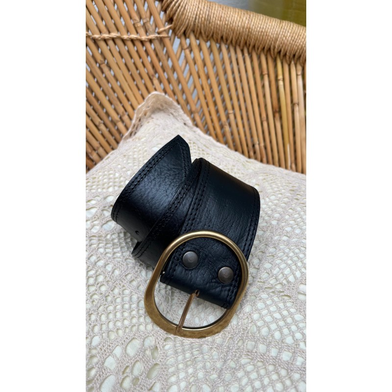 Cinturón ancho hebilla ovalada