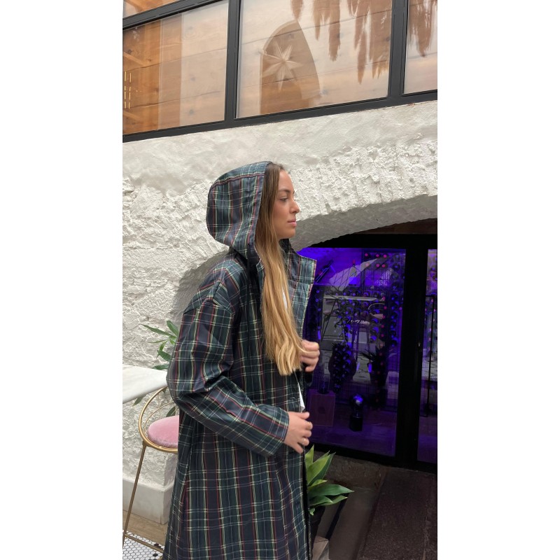 Chubasquero cuadro escocés