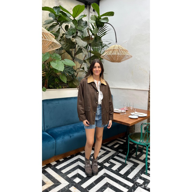 Chaqueta cuello pana