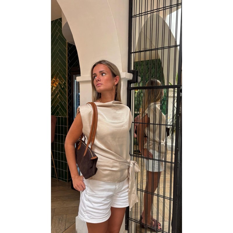 Top raso lazo lateral
